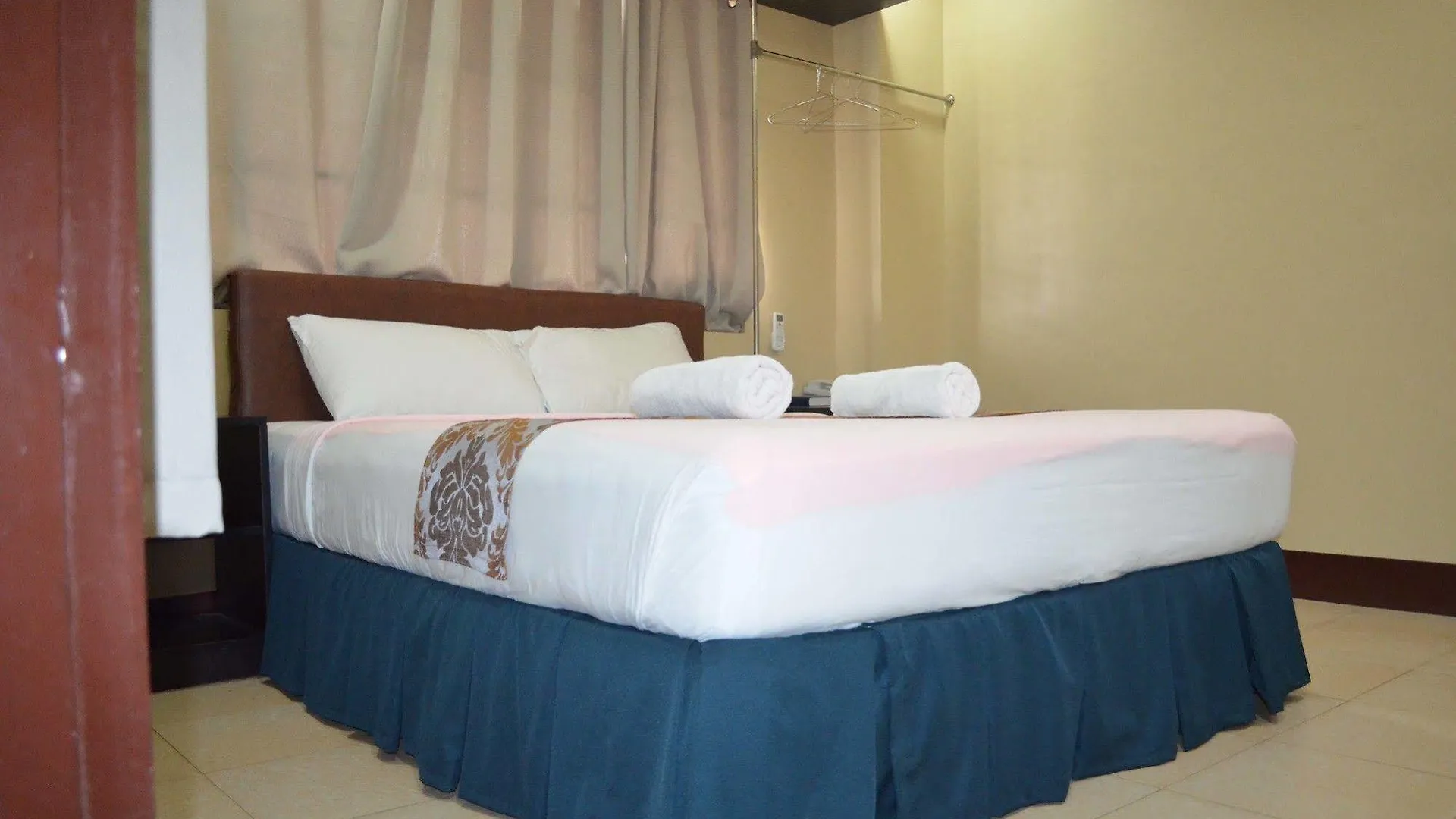 Park Avenue Residence Inn And Suites Davao Philippines