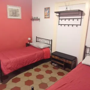 https://la-locanda-del-centro-storico.sicilyhotelsitaly.net