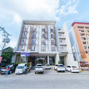 Hotel Reddoorz @ Roxas Street, Davao