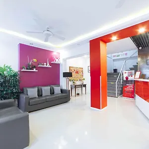 Hotel Reddoorz Plus Near Sm Lanang